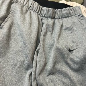Women’s Nike dry fit sweatpants